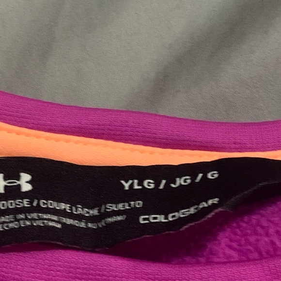 barely worn under armour sweatshirt - Picture 2 of 2